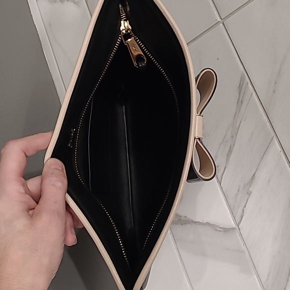 Authentic Chloe - Picture 7 of 7